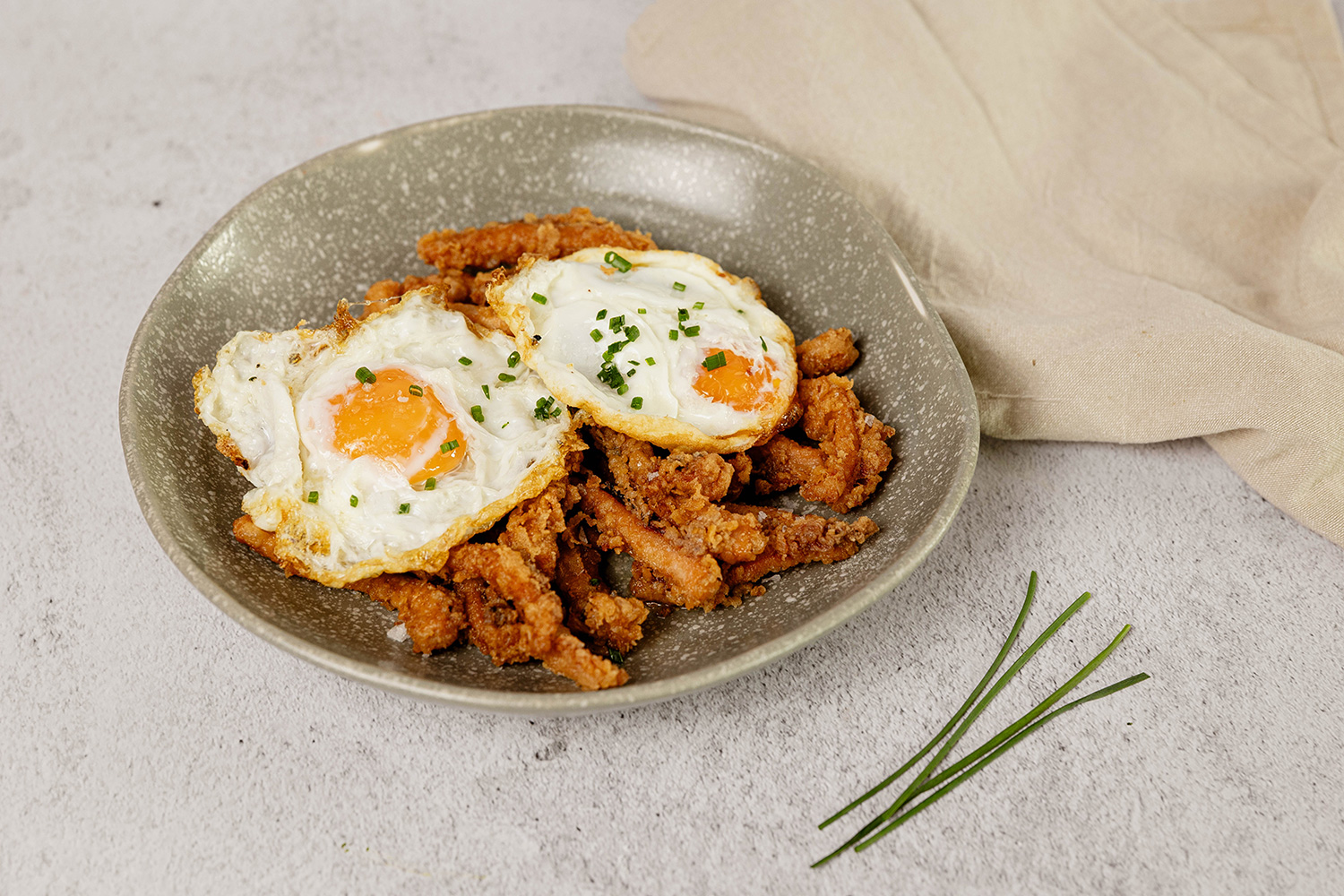 Rabas de calamar con mahonesa de huevo frito