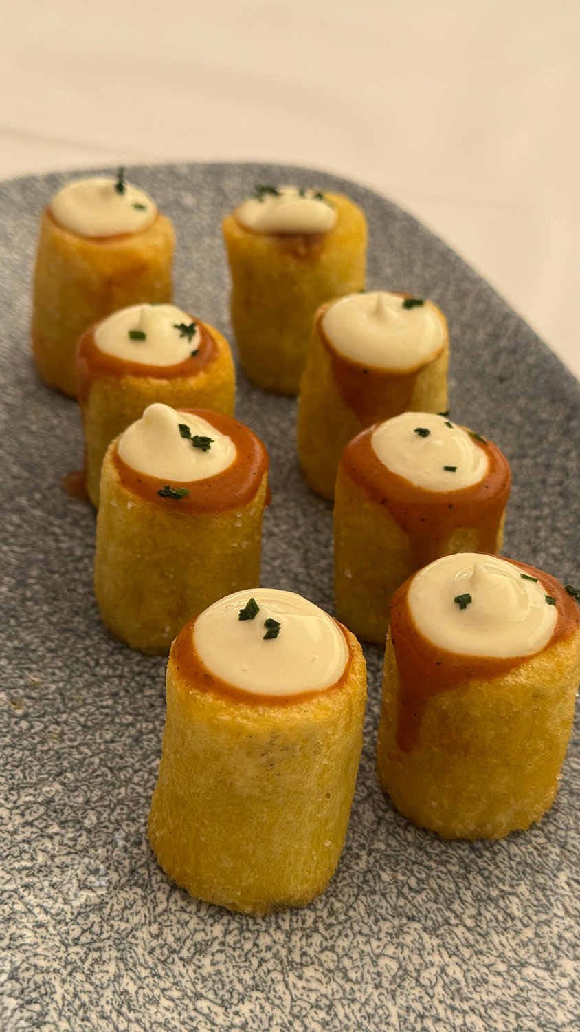 Bravas